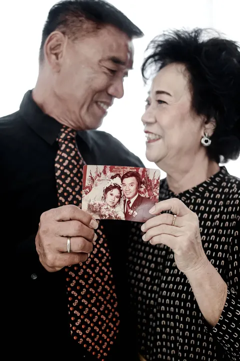 Foto sampul undangan Tjioe Sioe In & Yang Ruk Yen