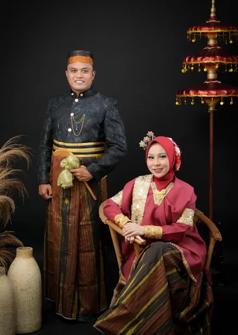 Foto sampul undangan Era & Rusli