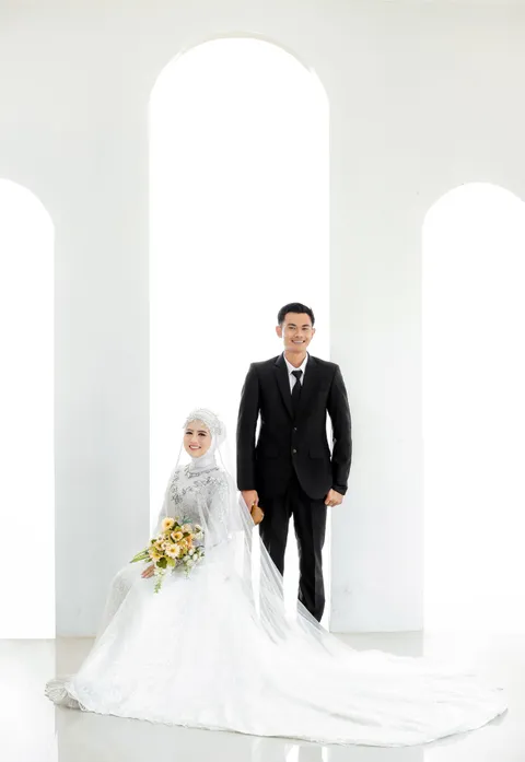 Foto sampul undangan Puput & Yunus