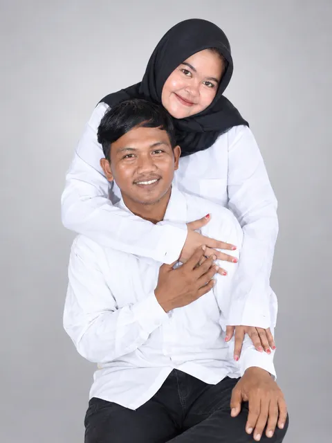 Foto sampul undangan Siti Nur Aini & Syarifudin