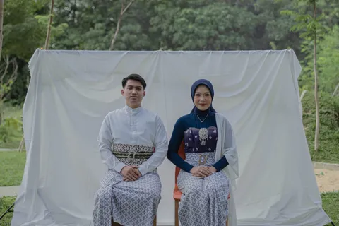 Foto sampul undangan Bian & Dini