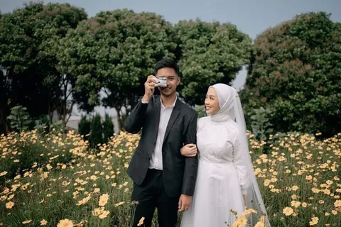 Foto sampul undangan Putri & Adam