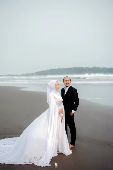 Foto sampul undangan Dani & Novi
