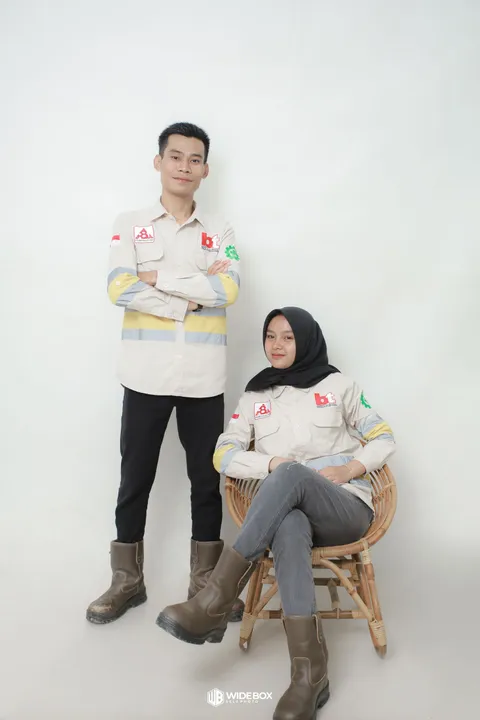 Foto sampul undangan Misran Effendi & Rusmina