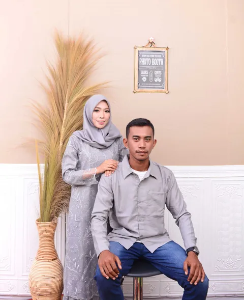 Foto sampul undangan Sandy & Sovi