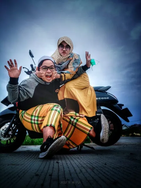Foto sampul undangan Amri & Fathiyah