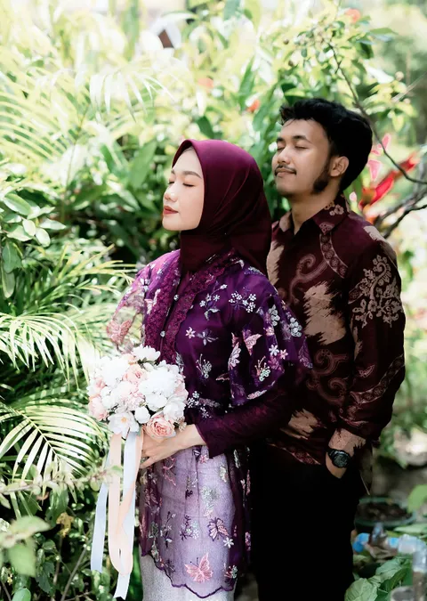 Foto sampul undangan Aqis & Rina