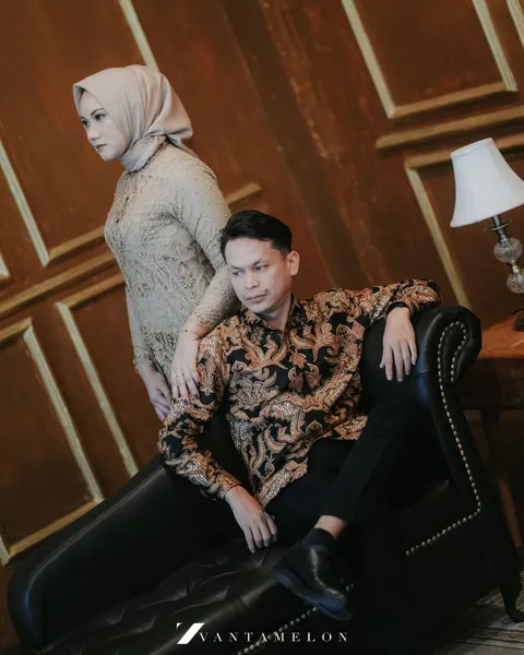 Foto sampul undangan Reza & Tia