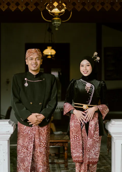 Foto sampul undangan Novita & Nova
