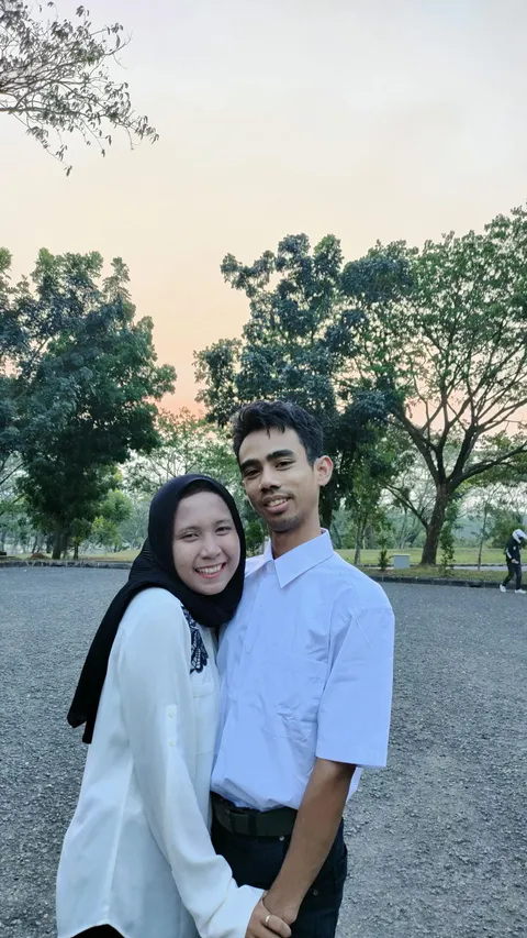 Foto sampul undangan Meylani & Dimas