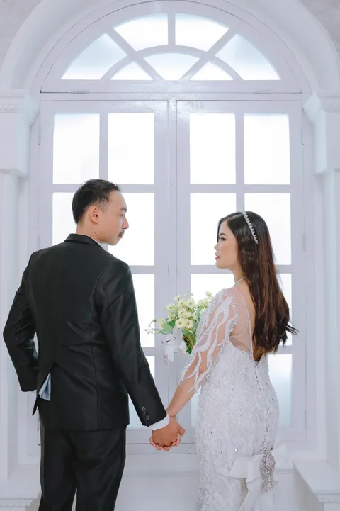 Foto sampul undangan Shella & Ferdinan