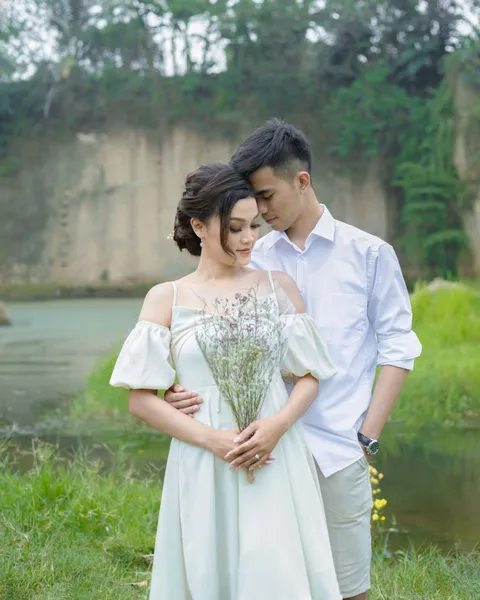 Foto sampul undangan Dicka & Olin
