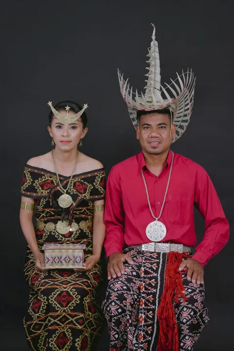 Foto sampul undangan Santi & Marten