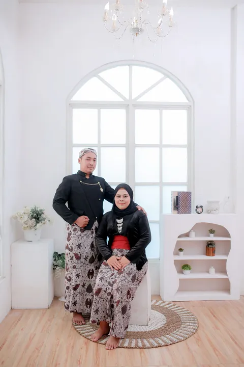 Foto sampul undangan Febri & Mei
