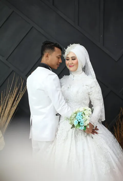 Foto sampul undangan Pepen & Shindy