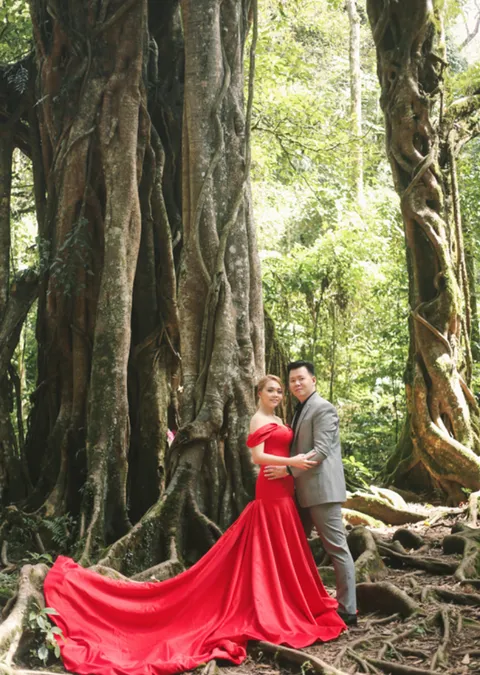 Foto sampul undangan Febry Hung & Johan Dong
