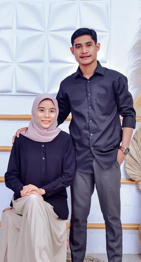Foto sampul undangan Asri & Dila