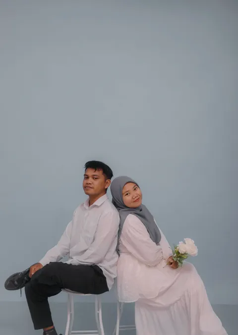 Foto sampul undangan Erna & Awan