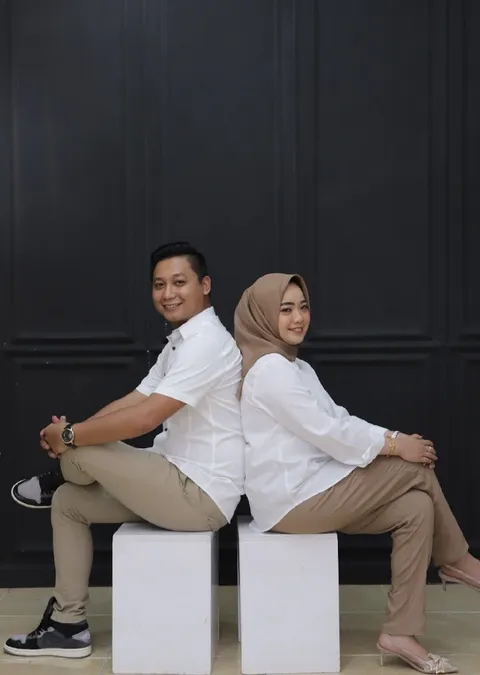 Foto sampul undangan Rizal & Elmy