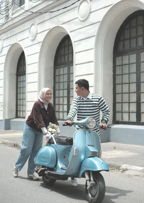 Foto sampul undangan Rizky & Wike