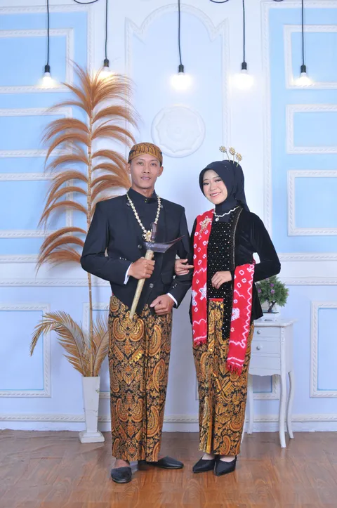 Foto sampul undangan Putri & Taufiq
