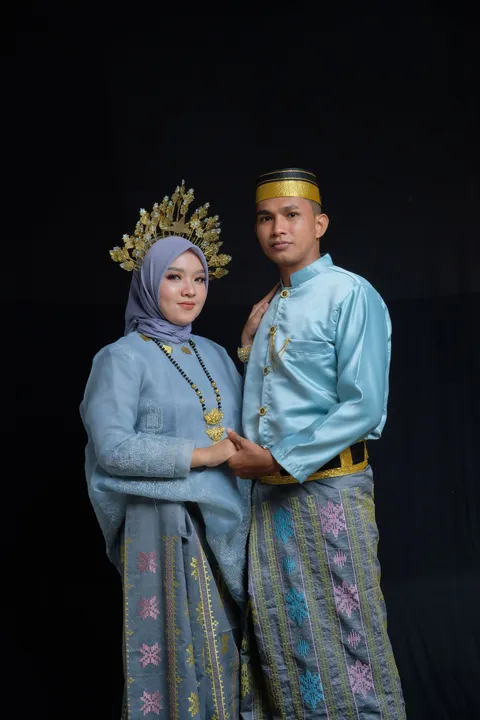 Foto sampul undangan Adi & Fio