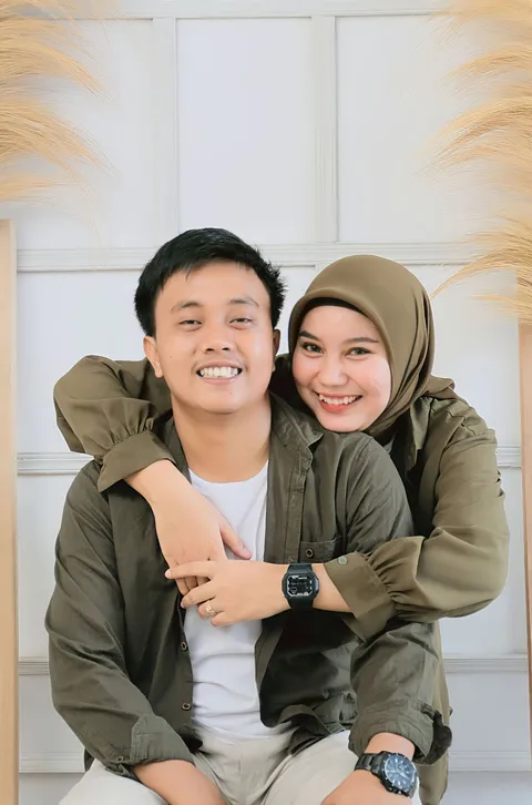 Foto sampul undangan Zad & Ly