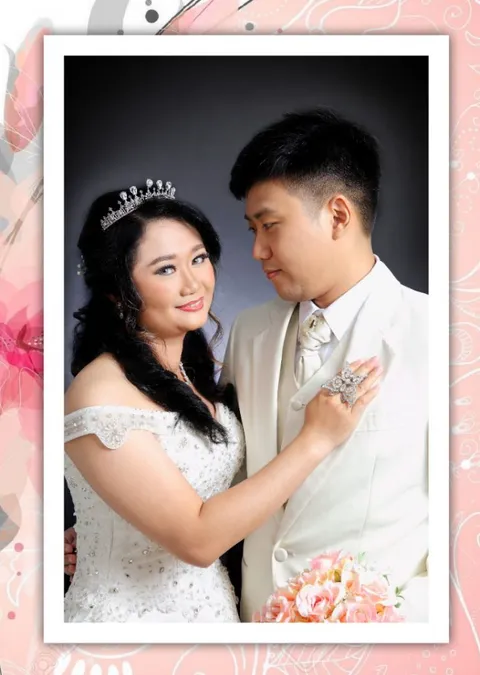 Foto sampul undangan Berti & Jonathan