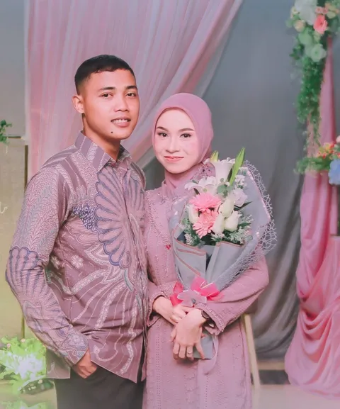 Foto sampul undangan Fachrian & Rizki
