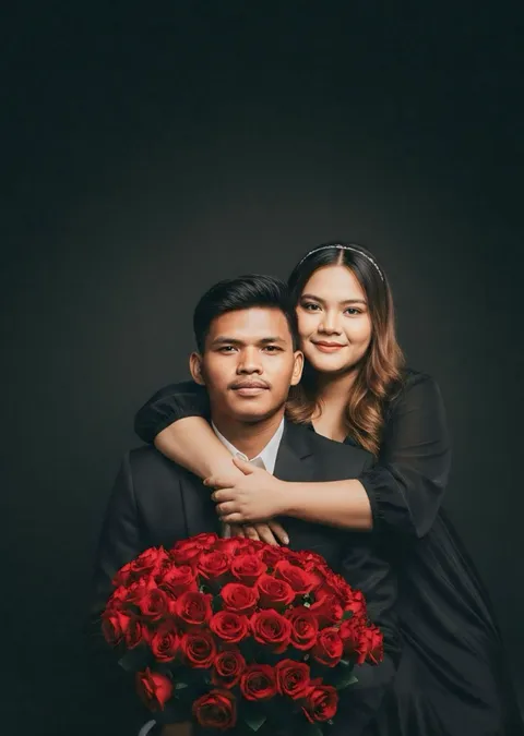 Foto sampul undangan Desy & Risky