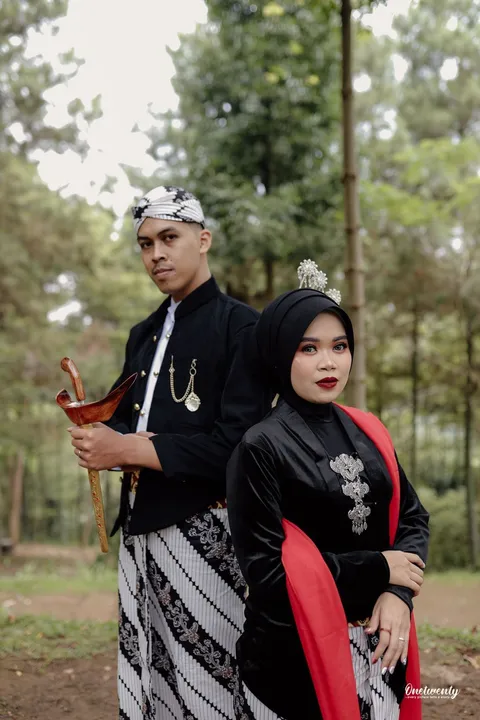 Foto sampul undangan Beny & Indri