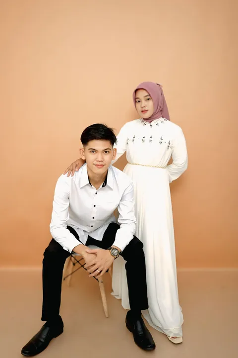 Foto sampul undangan Ney & Riyo