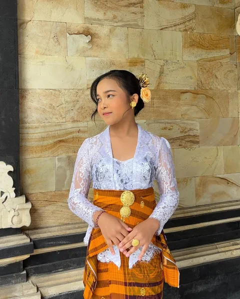 Foto sampul undangan Undanganmenikkelihpuspa