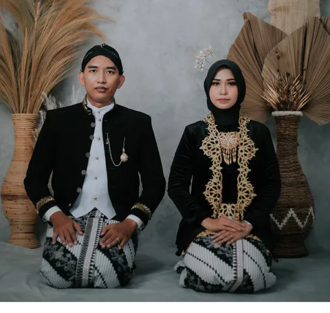 Foto sampul undangan Dewi & Fachri