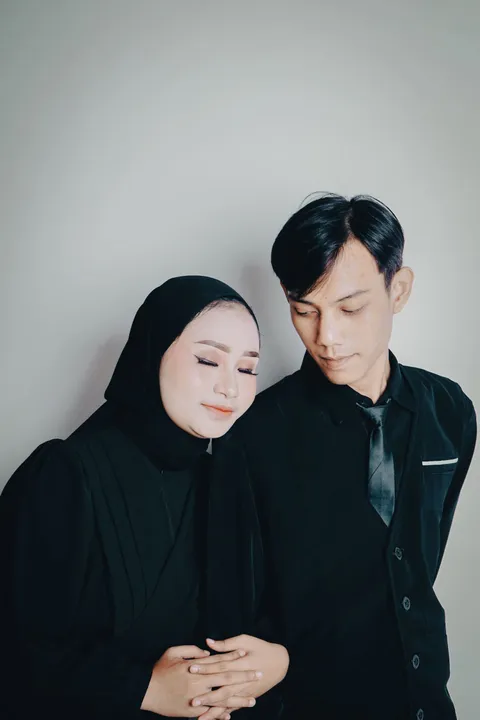 Foto sampul undangan Deni & Shalsa