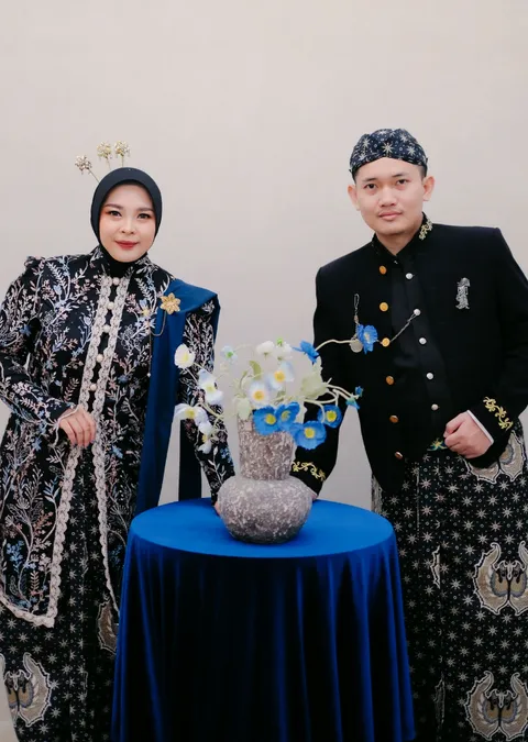 Foto sampul undangan Ika Febriyani Nisak & Najaw Izza Addinillah
