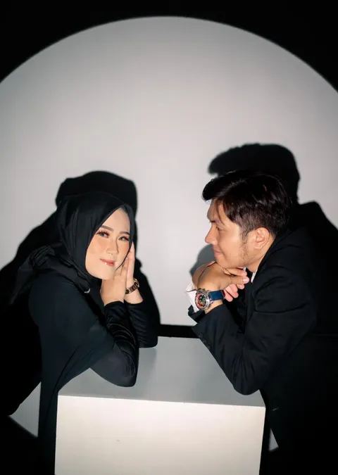 Foto sampul undangan Nugie & Febri