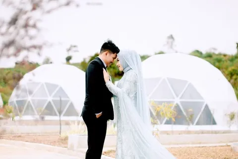 Foto sampul undangan Jeje & Farid