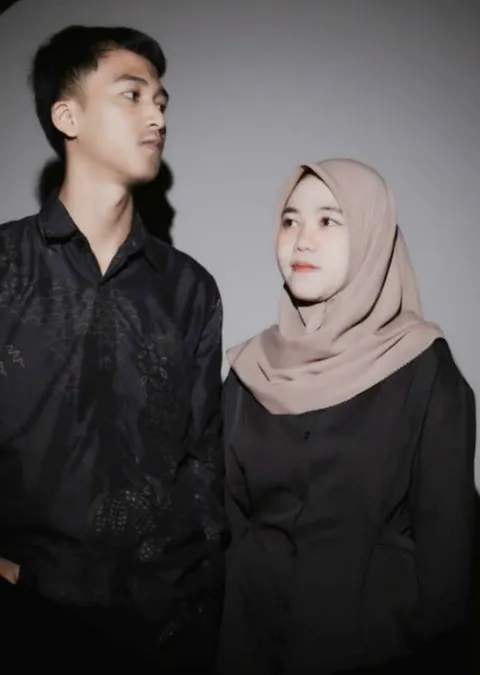 Foto sampul undangan Naila & Febry