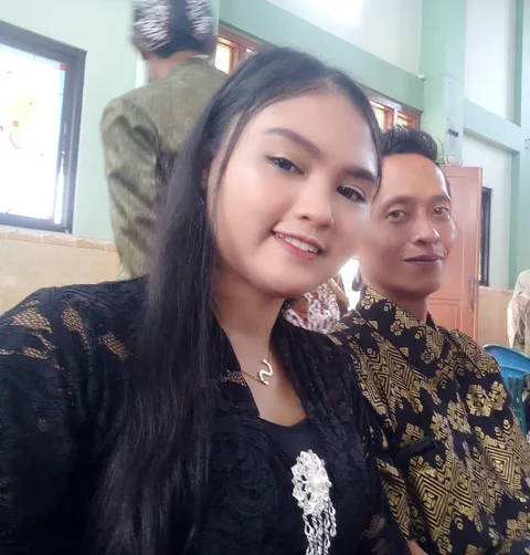 Foto sampul undangan Sigit & Intan