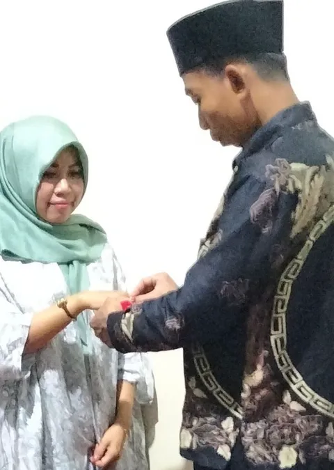 Foto sampul undangan Dwi & Iwan
