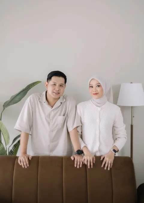 Foto sampul undangan Okcy & Alfina