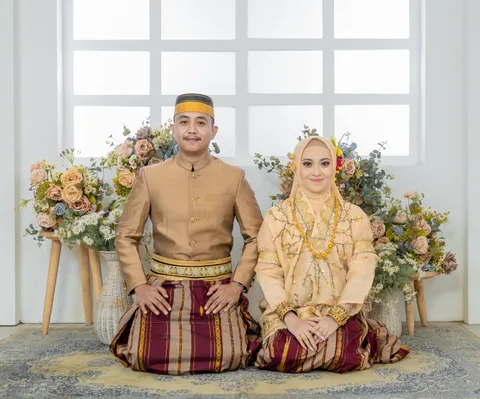 Foto sampul undangan Lidia & Anto