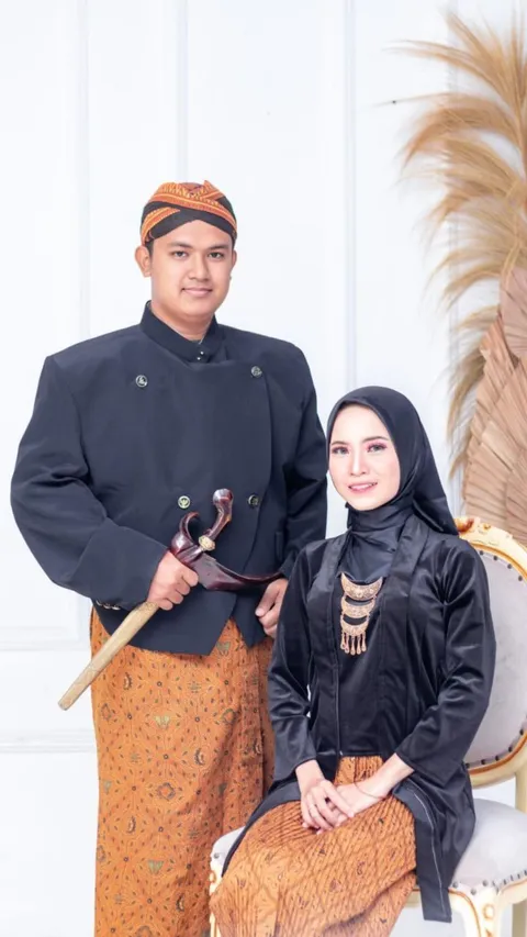 Foto sampul undangan Sania & Irfan
