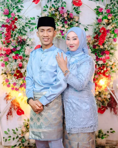 Foto sampul undangan Supit & Putri