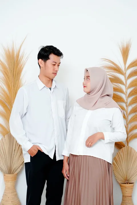 Foto sampul undangan Kasmi & Bani