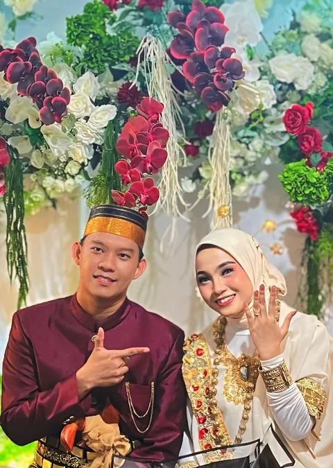 Foto sampul undangan Mala & Syafar