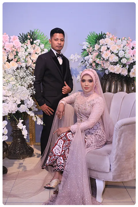 Foto sampul undangan Tiwi & Indra