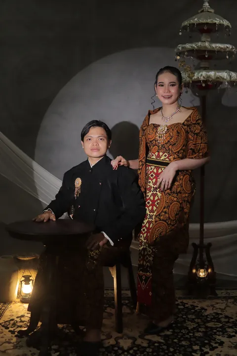 Foto sampul undangan Ayu & Mubarok