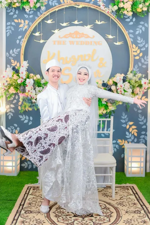 Foto sampul undangan Khusnul & Sabar